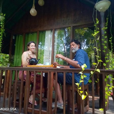 Отель Coconut Tree House Удавалаве Экстерьер фото